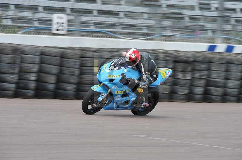 Motorcycle action photographs;Rockingham;Rockingham photographs;Trackday digital images;event digital images;eventdigitalimages;no limits trackday;peter wileman photography;rockingham corby northamptonshire;trackday;trackday photos