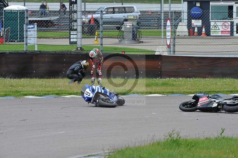 Motorcycle action photographs;Rockingham;Rockingham photographs;Trackday digital images;event digital images;eventdigitalimages;no limits trackday;peter wileman photography;rockingham corby northamptonshire;trackday;trackday photos