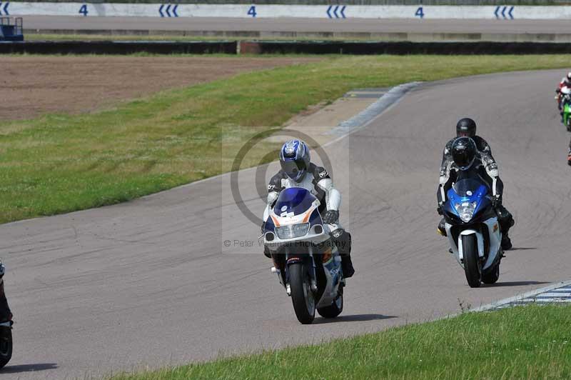 Motorcycle action photographs;Rockingham;Rockingham photographs;Trackday digital images;event digital images;eventdigitalimages;no limits trackday;peter wileman photography;rockingham corby northamptonshire;trackday;trackday photos