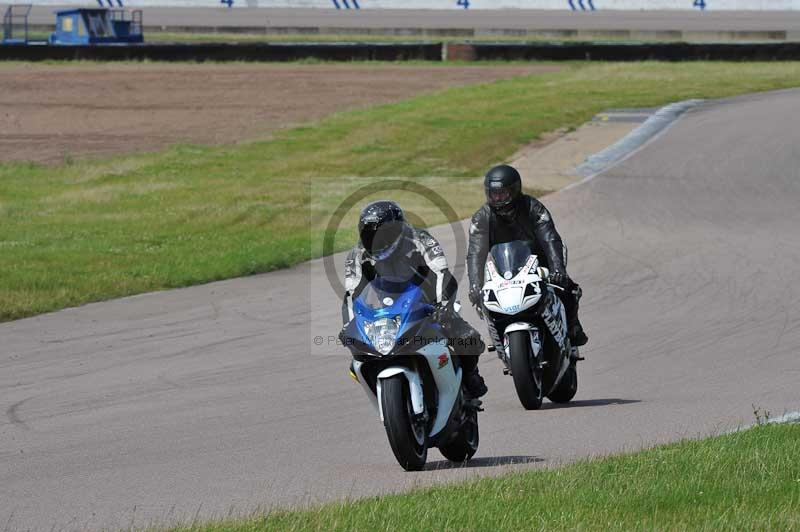 Motorcycle action photographs;Rockingham;Rockingham photographs;Trackday digital images;event digital images;eventdigitalimages;no limits trackday;peter wileman photography;rockingham corby northamptonshire;trackday;trackday photos