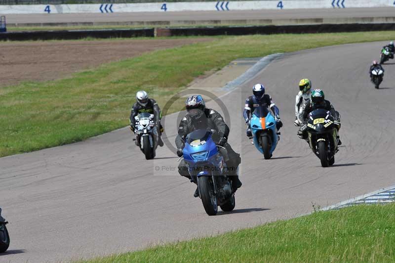 Motorcycle action photographs;Rockingham;Rockingham photographs;Trackday digital images;event digital images;eventdigitalimages;no limits trackday;peter wileman photography;rockingham corby northamptonshire;trackday;trackday photos