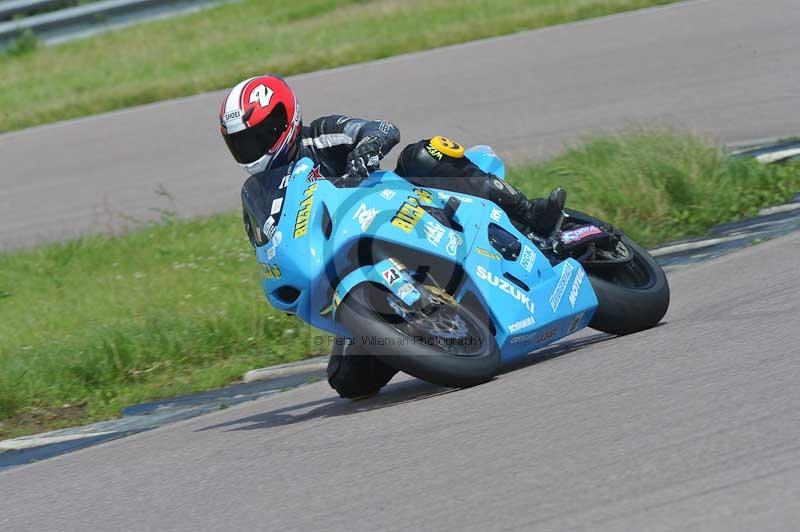 Motorcycle action photographs;Rockingham;Rockingham photographs;Trackday digital images;event digital images;eventdigitalimages;no limits trackday;peter wileman photography;rockingham corby northamptonshire;trackday;trackday photos