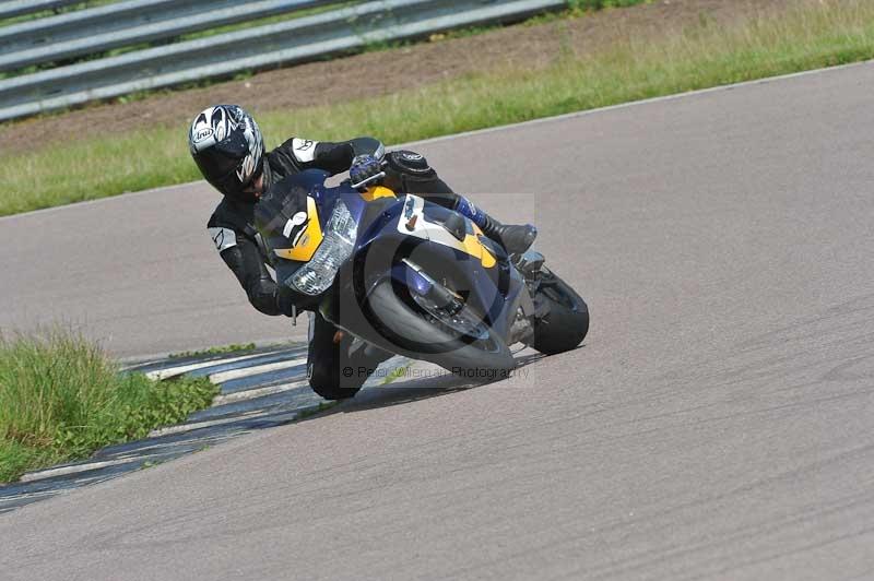 Motorcycle action photographs;Rockingham;Rockingham photographs;Trackday digital images;event digital images;eventdigitalimages;no limits trackday;peter wileman photography;rockingham corby northamptonshire;trackday;trackday photos