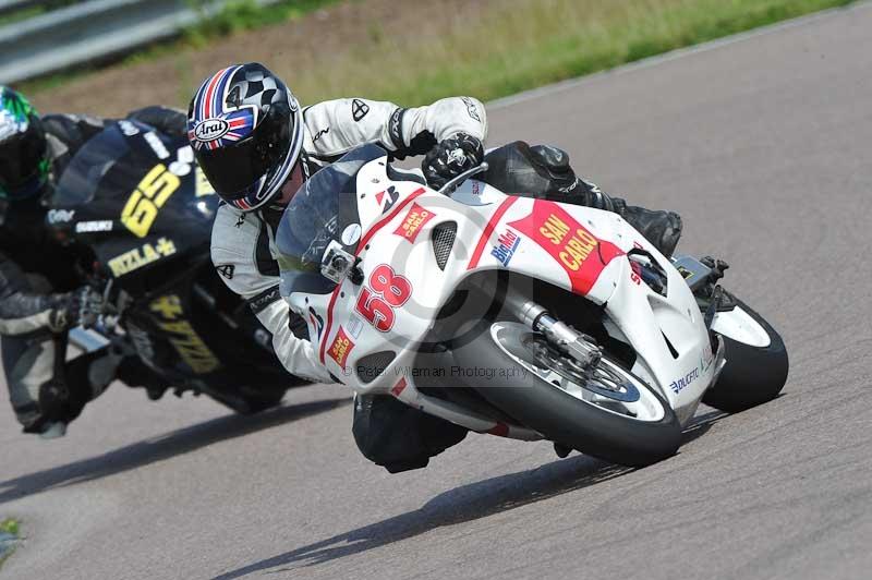 Motorcycle action photographs;Rockingham;Rockingham photographs;Trackday digital images;event digital images;eventdigitalimages;no limits trackday;peter wileman photography;rockingham corby northamptonshire;trackday;trackday photos