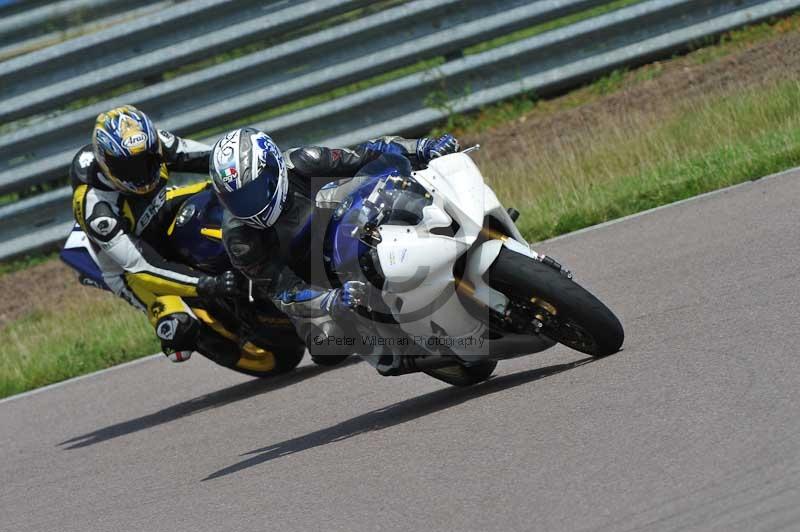 Motorcycle action photographs;Rockingham;Rockingham photographs;Trackday digital images;event digital images;eventdigitalimages;no limits trackday;peter wileman photography;rockingham corby northamptonshire;trackday;trackday photos