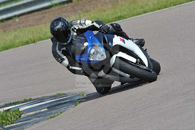 Motorcycle action photographs;Rockingham;Rockingham photographs;Trackday digital images;event digital images;eventdigitalimages;no limits trackday;peter wileman photography;rockingham corby northamptonshire;trackday;trackday photos