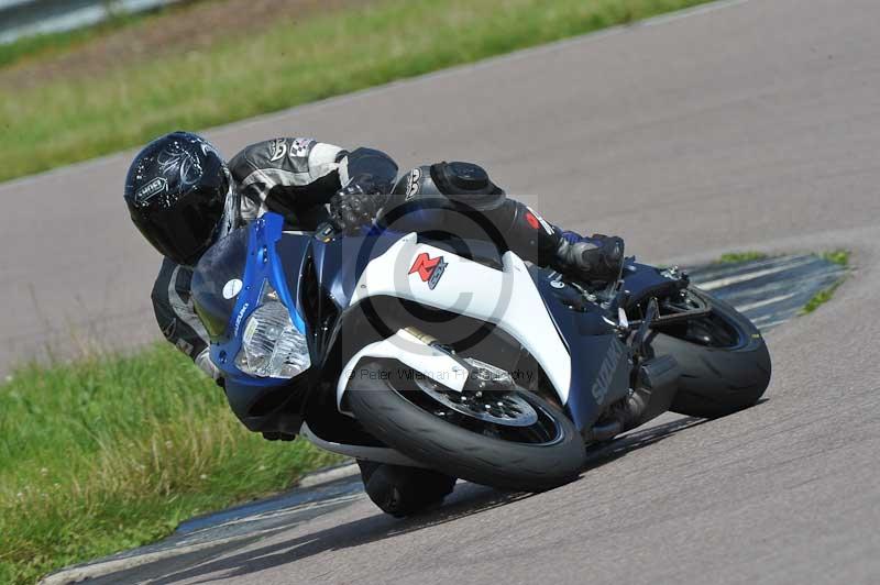 Motorcycle action photographs;Rockingham;Rockingham photographs;Trackday digital images;event digital images;eventdigitalimages;no limits trackday;peter wileman photography;rockingham corby northamptonshire;trackday;trackday photos