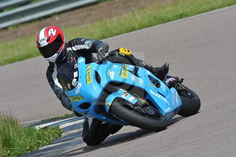 Motorcycle action photographs;Rockingham;Rockingham photographs;Trackday digital images;event digital images;eventdigitalimages;no limits trackday;peter wileman photography;rockingham corby northamptonshire;trackday;trackday photos