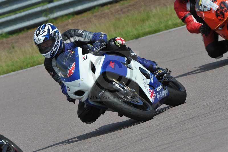 Motorcycle action photographs;Rockingham;Rockingham photographs;Trackday digital images;event digital images;eventdigitalimages;no limits trackday;peter wileman photography;rockingham corby northamptonshire;trackday;trackday photos