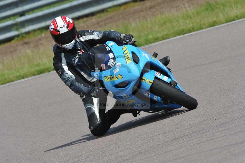 Motorcycle action photographs;Rockingham;Rockingham photographs;Trackday digital images;event digital images;eventdigitalimages;no limits trackday;peter wileman photography;rockingham corby northamptonshire;trackday;trackday photos