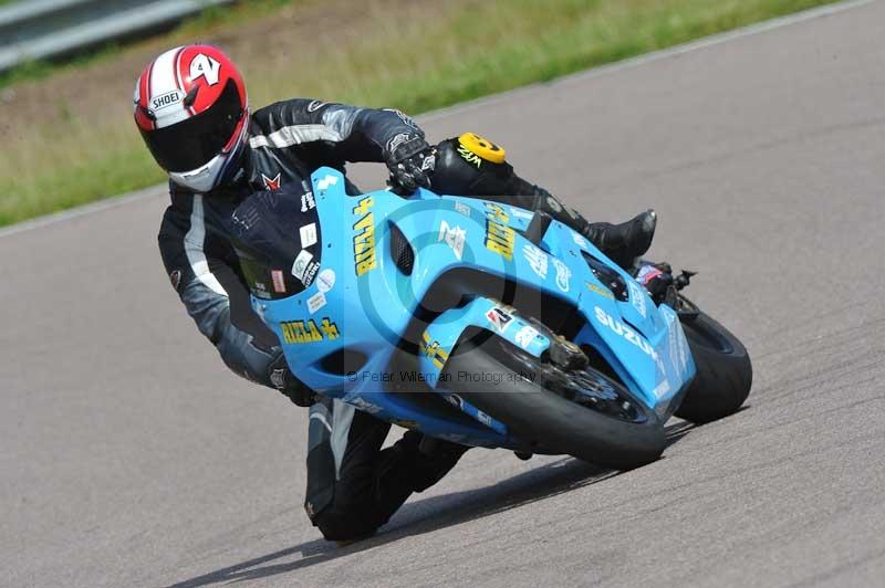 Motorcycle action photographs;Rockingham;Rockingham photographs;Trackday digital images;event digital images;eventdigitalimages;no limits trackday;peter wileman photography;rockingham corby northamptonshire;trackday;trackday photos