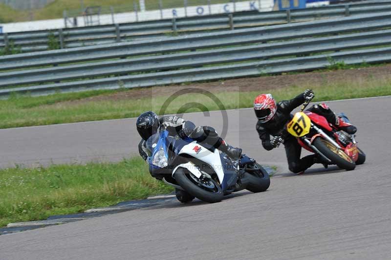 Motorcycle action photographs;Rockingham;Rockingham photographs;Trackday digital images;event digital images;eventdigitalimages;no limits trackday;peter wileman photography;rockingham corby northamptonshire;trackday;trackday photos