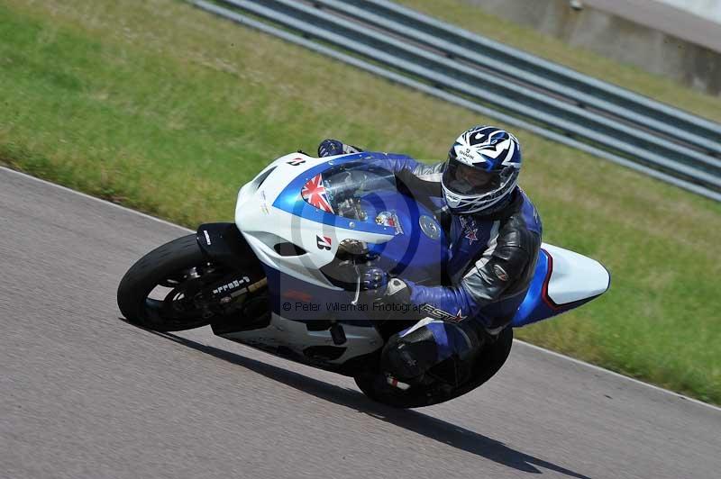 Motorcycle action photographs;Rockingham;Rockingham photographs;Trackday digital images;event digital images;eventdigitalimages;no limits trackday;peter wileman photography;rockingham corby northamptonshire;trackday;trackday photos