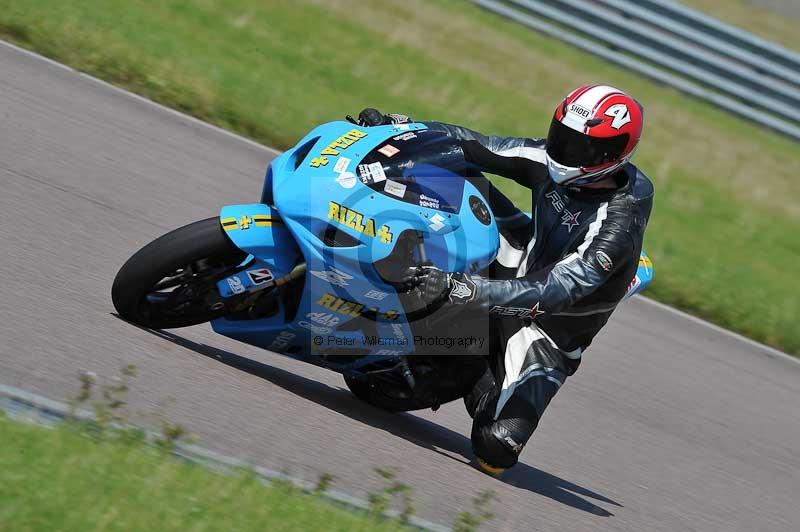 Motorcycle action photographs;Rockingham;Rockingham photographs;Trackday digital images;event digital images;eventdigitalimages;no limits trackday;peter wileman photography;rockingham corby northamptonshire;trackday;trackday photos