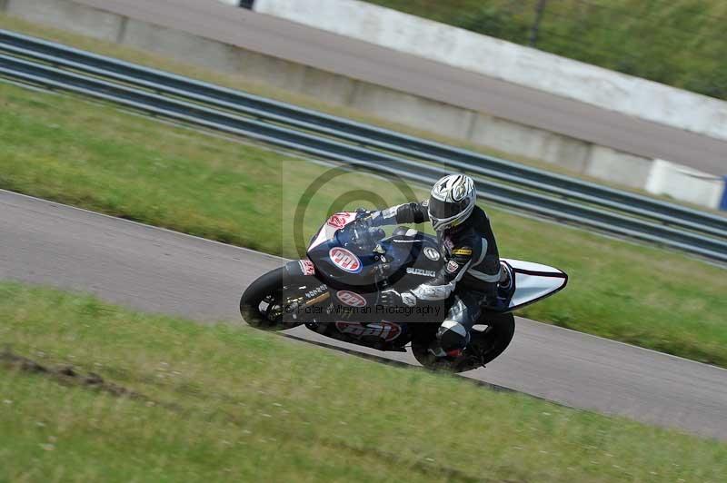 Motorcycle action photographs;Rockingham;Rockingham photographs;Trackday digital images;event digital images;eventdigitalimages;no limits trackday;peter wileman photography;rockingham corby northamptonshire;trackday;trackday photos