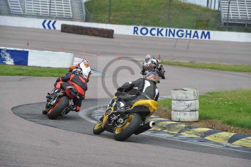 Motorcycle action photographs;Rockingham;Rockingham photographs;Trackday digital images;event digital images;eventdigitalimages;no limits trackday;peter wileman photography;rockingham corby northamptonshire;trackday;trackday photos