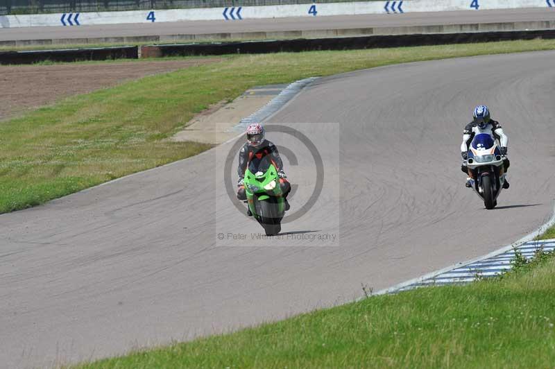 Motorcycle action photographs;Rockingham;Rockingham photographs;Trackday digital images;event digital images;eventdigitalimages;no limits trackday;peter wileman photography;rockingham corby northamptonshire;trackday;trackday photos