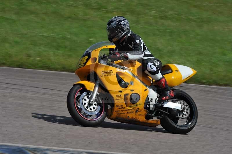 Motorcycle action photographs;Rockingham;Rockingham photographs;Trackday digital images;event digital images;eventdigitalimages;no limits trackday;peter wileman photography;rockingham corby northamptonshire;trackday;trackday photos