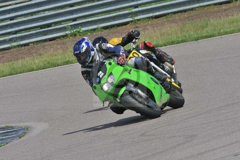 Motorcycle action photographs;Rockingham;Rockingham photographs;Trackday digital images;event digital images;eventdigitalimages;no limits trackday;peter wileman photography;rockingham corby northamptonshire;trackday;trackday photos