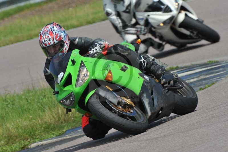 Motorcycle action photographs;Rockingham;Rockingham photographs;Trackday digital images;event digital images;eventdigitalimages;no limits trackday;peter wileman photography;rockingham corby northamptonshire;trackday;trackday photos