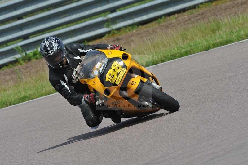 Motorcycle action photographs;Rockingham;Rockingham photographs;Trackday digital images;event digital images;eventdigitalimages;no limits trackday;peter wileman photography;rockingham corby northamptonshire;trackday;trackday photos