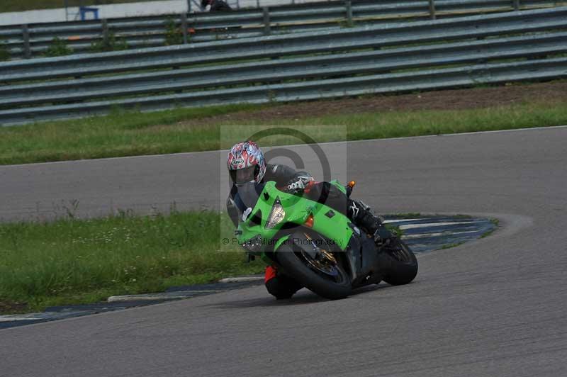 Motorcycle action photographs;Rockingham;Rockingham photographs;Trackday digital images;event digital images;eventdigitalimages;no limits trackday;peter wileman photography;rockingham corby northamptonshire;trackday;trackday photos