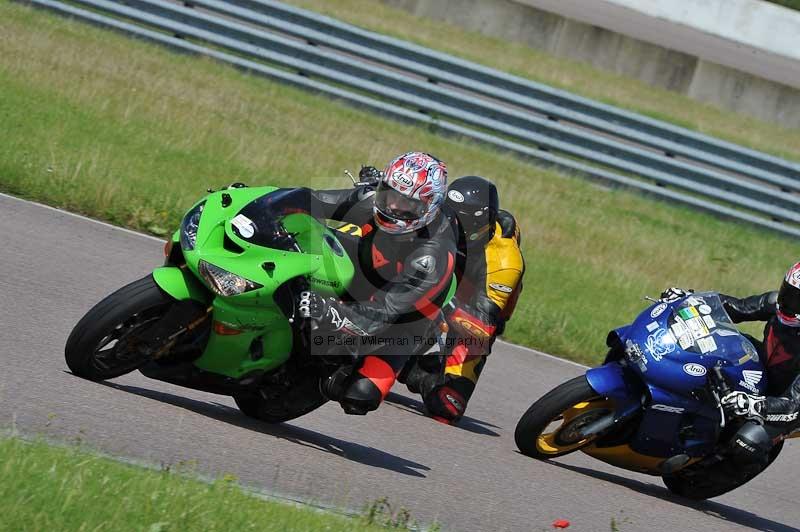 Motorcycle action photographs;Rockingham;Rockingham photographs;Trackday digital images;event digital images;eventdigitalimages;no limits trackday;peter wileman photography;rockingham corby northamptonshire;trackday;trackday photos