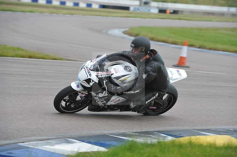 Motorcycle action photographs;Rockingham;Rockingham photographs;Trackday digital images;event digital images;eventdigitalimages;no limits trackday;peter wileman photography;rockingham corby northamptonshire;trackday;trackday photos