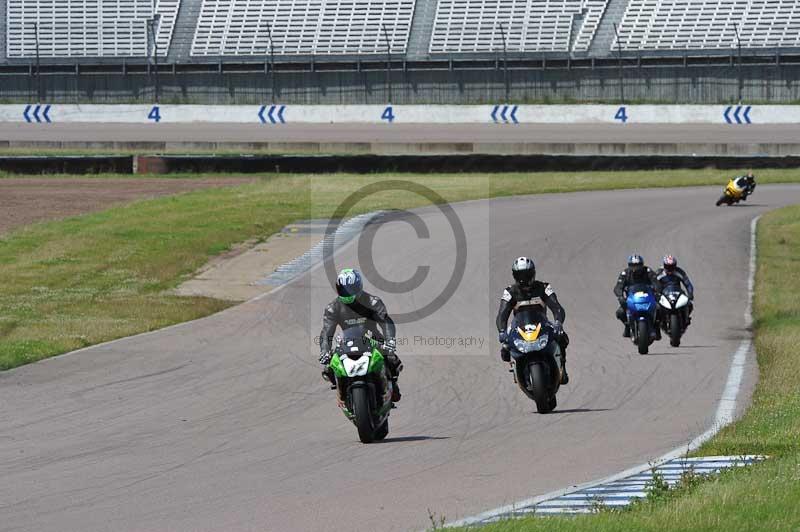 Motorcycle action photographs;Rockingham;Rockingham photographs;Trackday digital images;event digital images;eventdigitalimages;no limits trackday;peter wileman photography;rockingham corby northamptonshire;trackday;trackday photos