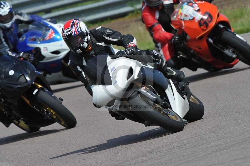 Motorcycle action photographs;Rockingham;Rockingham photographs;Trackday digital images;event digital images;eventdigitalimages;no limits trackday;peter wileman photography;rockingham corby northamptonshire;trackday;trackday photos