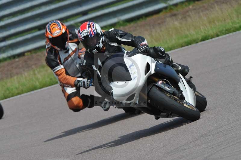 Motorcycle action photographs;Rockingham;Rockingham photographs;Trackday digital images;event digital images;eventdigitalimages;no limits trackday;peter wileman photography;rockingham corby northamptonshire;trackday;trackday photos