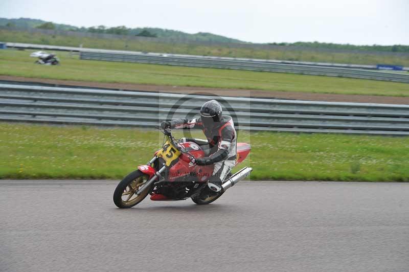 Motorcycle action photographs;Rockingham;Rockingham photographs;Trackday digital images;event digital images;eventdigitalimages;no limits trackday;peter wileman photography;rockingham corby northamptonshire;trackday;trackday photos