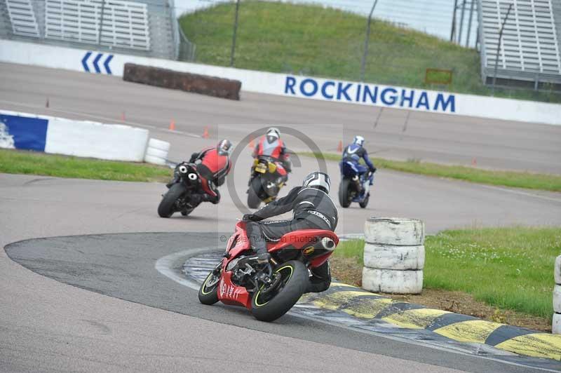 Motorcycle action photographs;Rockingham;Rockingham photographs;Trackday digital images;event digital images;eventdigitalimages;no limits trackday;peter wileman photography;rockingham corby northamptonshire;trackday;trackday photos