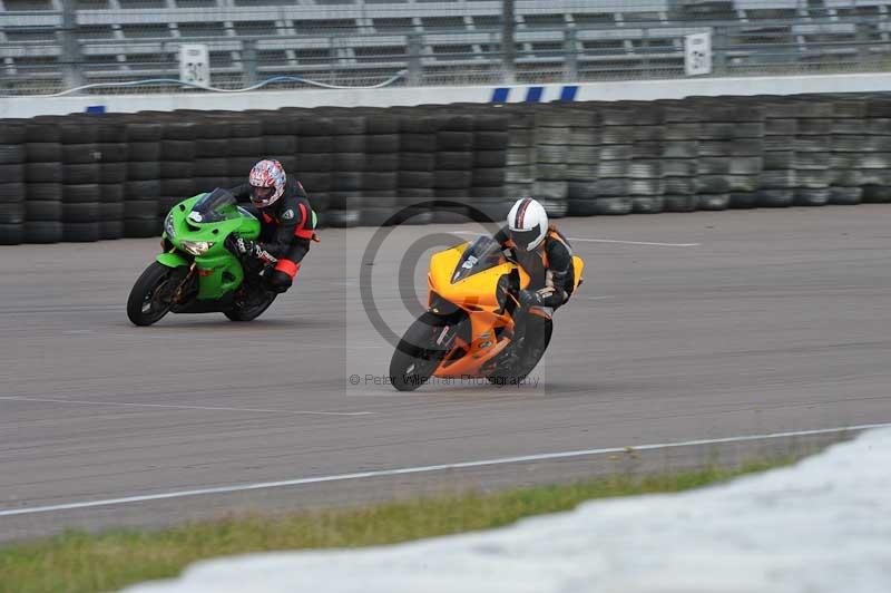 Motorcycle action photographs;Rockingham;Rockingham photographs;Trackday digital images;event digital images;eventdigitalimages;no limits trackday;peter wileman photography;rockingham corby northamptonshire;trackday;trackday photos