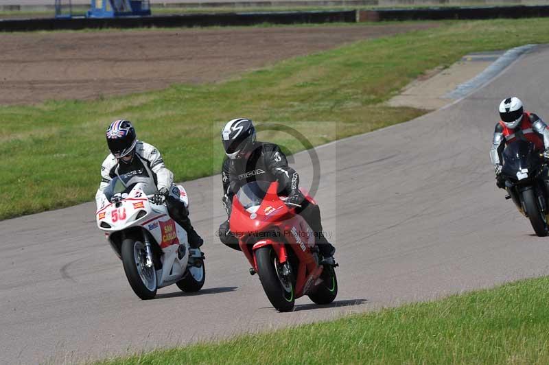 Motorcycle action photographs;Rockingham;Rockingham photographs;Trackday digital images;event digital images;eventdigitalimages;no limits trackday;peter wileman photography;rockingham corby northamptonshire;trackday;trackday photos