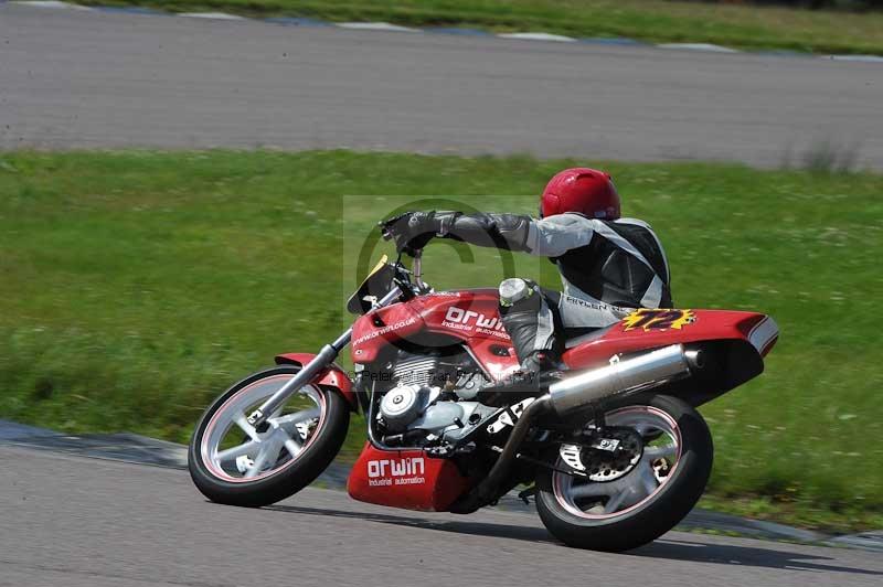 Motorcycle action photographs;Rockingham;Rockingham photographs;Trackday digital images;event digital images;eventdigitalimages;no limits trackday;peter wileman photography;rockingham corby northamptonshire;trackday;trackday photos