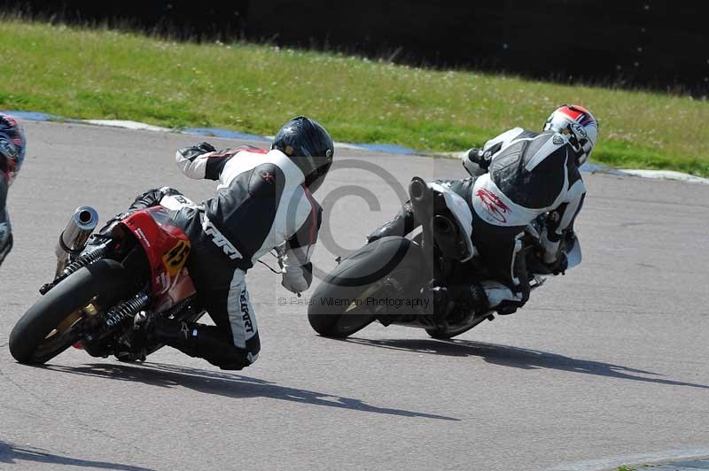 Motorcycle action photographs;Rockingham;Rockingham photographs;Trackday digital images;event digital images;eventdigitalimages;no limits trackday;peter wileman photography;rockingham corby northamptonshire;trackday;trackday photos