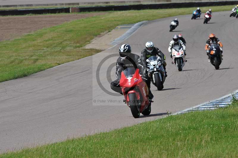 Motorcycle action photographs;Rockingham;Rockingham photographs;Trackday digital images;event digital images;eventdigitalimages;no limits trackday;peter wileman photography;rockingham corby northamptonshire;trackday;trackday photos