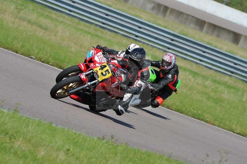 Motorcycle action photographs;Rockingham;Rockingham photographs;Trackday digital images;event digital images;eventdigitalimages;no limits trackday;peter wileman photography;rockingham corby northamptonshire;trackday;trackday photos