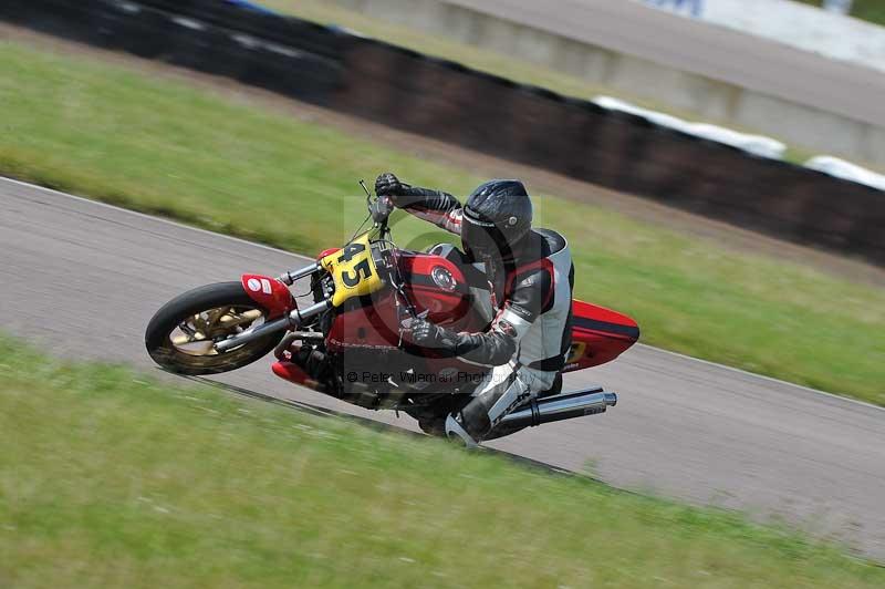 Motorcycle action photographs;Rockingham;Rockingham photographs;Trackday digital images;event digital images;eventdigitalimages;no limits trackday;peter wileman photography;rockingham corby northamptonshire;trackday;trackday photos