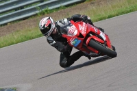 Motorcycle-action-photographs;Rockingham;Rockingham-photographs;Trackday-digital-images;event-digital-images;eventdigitalimages;no-limits-trackday;peter-wileman-photography;rockingham-corby-northamptonshire;trackday;trackday-photos