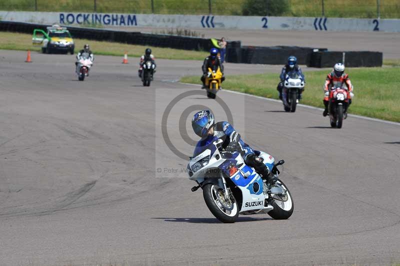 Rockingham no limits trackday;enduro digital images;event digital images;eventdigitalimages;no limits trackdays;peter wileman photography;racing digital images;rockingham raceway northamptonshire;rockingham trackday photographs;trackday digital images;trackday photos