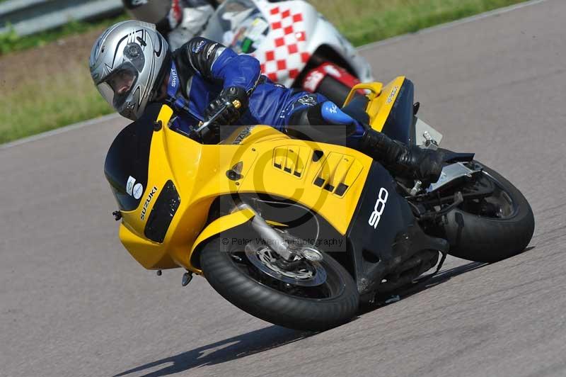 Rockingham no limits trackday;enduro digital images;event digital images;eventdigitalimages;no limits trackdays;peter wileman photography;racing digital images;rockingham raceway northamptonshire;rockingham trackday photographs;trackday digital images;trackday photos