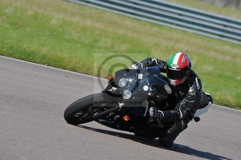 Rockingham no limits trackday;enduro digital images;event digital images;eventdigitalimages;no limits trackdays;peter wileman photography;racing digital images;rockingham raceway northamptonshire;rockingham trackday photographs;trackday digital images;trackday photos