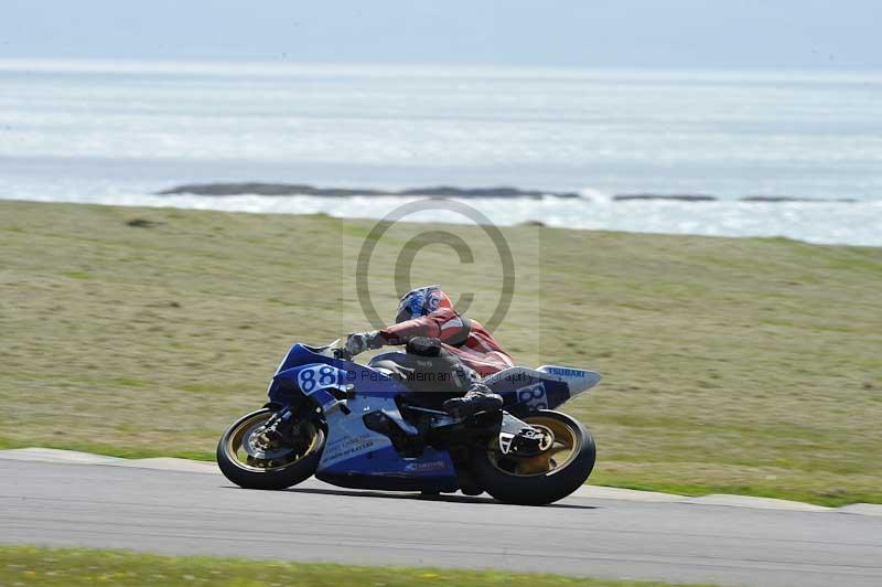 Rockingham no limits trackday;enduro digital images;event digital images;eventdigitalimages;no limits trackdays;peter wileman photography;racing digital images;rockingham raceway northamptonshire;rockingham trackday photographs;trackday digital images;trackday photos