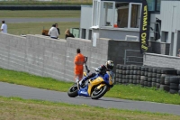 Rockingham-no-limits-trackday;enduro-digital-images;event-digital-images;eventdigitalimages;no-limits-trackdays;peter-wileman-photography;racing-digital-images;rockingham-raceway-northamptonshire;rockingham-trackday-photographs;trackday-digital-images;trackday-photos