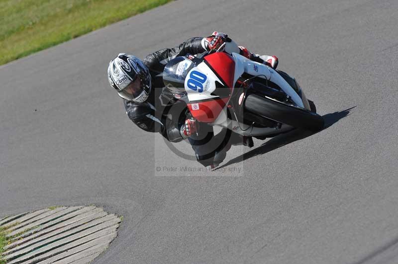 Rockingham no limits trackday;enduro digital images;event digital images;eventdigitalimages;no limits trackdays;peter wileman photography;racing digital images;rockingham raceway northamptonshire;rockingham trackday photographs;trackday digital images;trackday photos