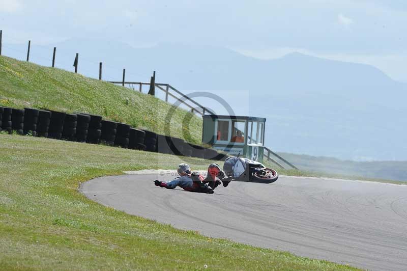 anglesey no limits trackday;anglesey photographs;anglesey trackday photographs;enduro digital images;event digital images;eventdigitalimages;no limits trackdays;peter wileman photography;racing digital images;trac mon;trackday digital images;trackday photos;ty croes