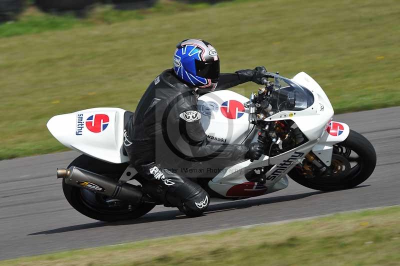 anglesey no limits trackday;anglesey photographs;anglesey trackday photographs;enduro digital images;event digital images;eventdigitalimages;no limits trackdays;peter wileman photography;racing digital images;trac mon;trackday digital images;trackday photos;ty croes