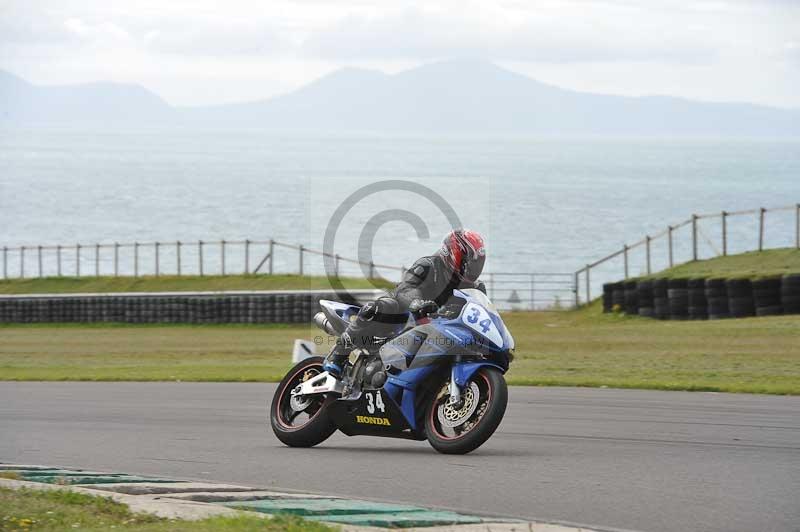 anglesey no limits trackday;anglesey photographs;anglesey trackday photographs;enduro digital images;event digital images;eventdigitalimages;no limits trackdays;peter wileman photography;racing digital images;trac mon;trackday digital images;trackday photos;ty croes